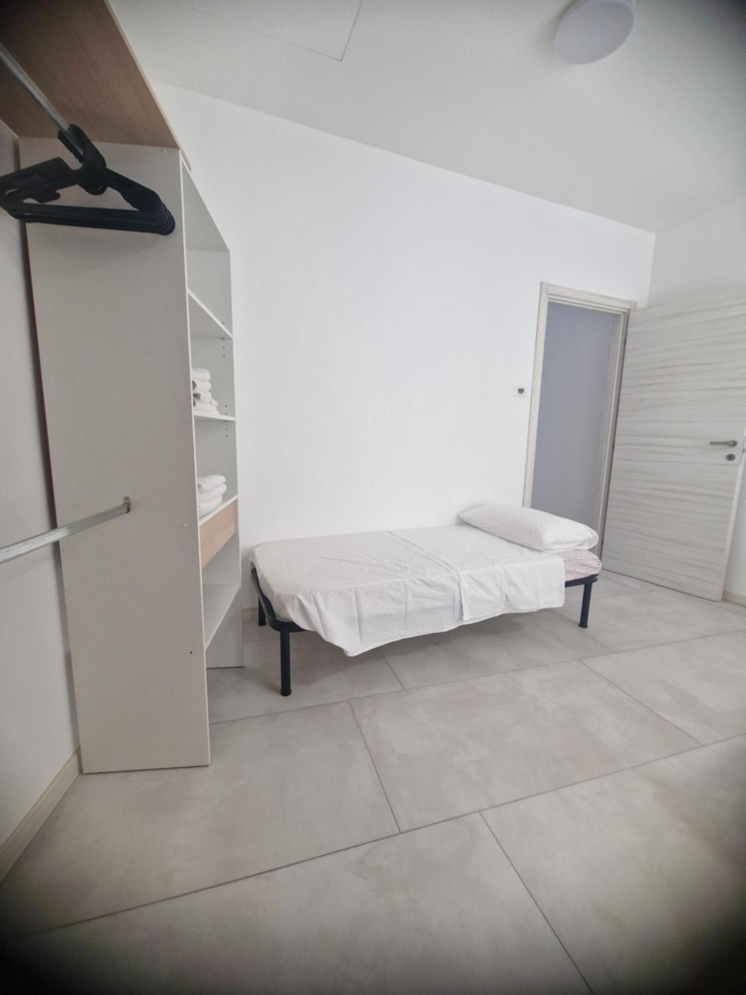 Enissa Apartment Cislago ภายนอก รูปภาพ